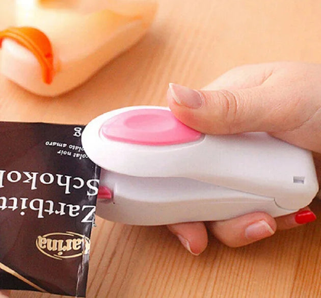 Kitchen Accessories Tools Mini Portable Food Clip Heat Sealing Machine Sealer Home Snack Bag Sealer Kitchen Utensils Gadget Item